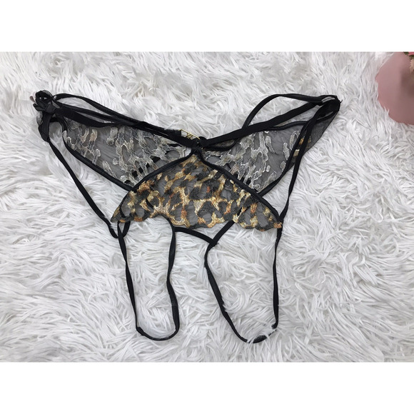 Victoria's Secret Lingerie Brazilian Thong Leopard Lace Strappy Crotchless L - Picture 5 of 6